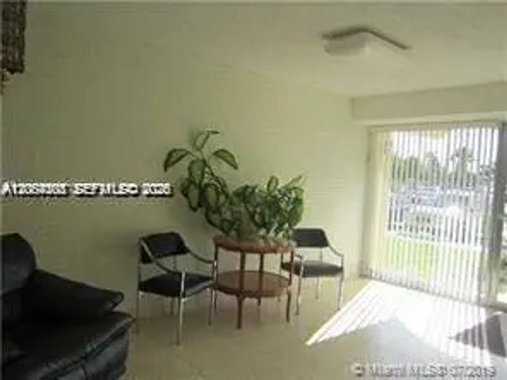 16701 Ne 14th Avenue #203, Miami