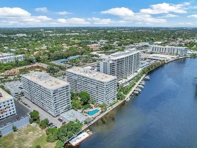 3 of 27 - 1170 N Federal Highway #1110, Fort Lauderdale, FL