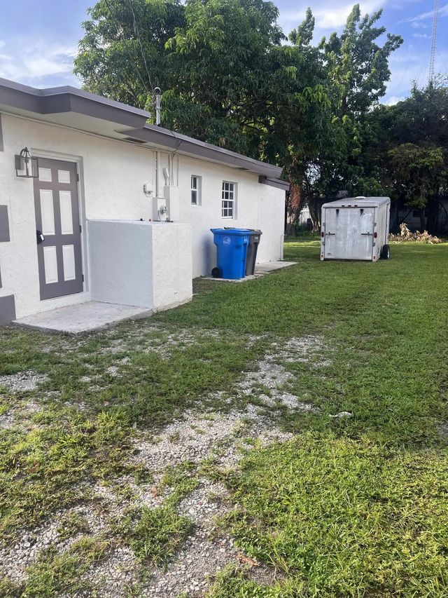 2 of 23 - 5012 Sw 22nd Street, West Park, FL