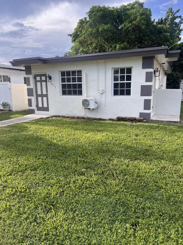 3 of 23 - 5012 Sw 22nd Street, West Park, FL