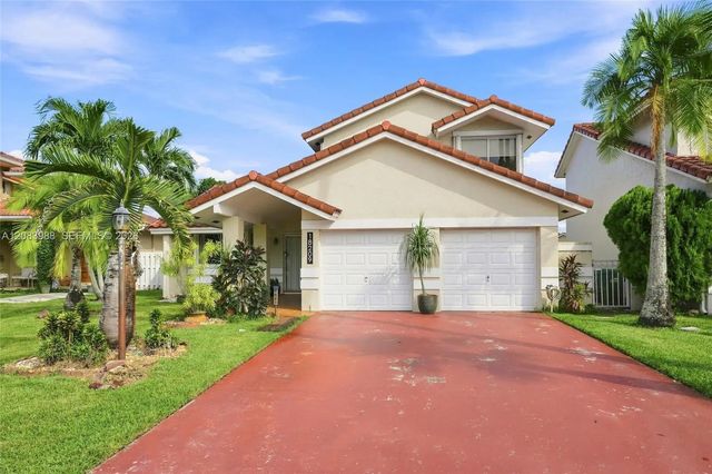 18209 Nw 61st Court, Hialeah