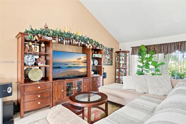 5 of 45 - 18209 Nw 61st Court, Hialeah, FL