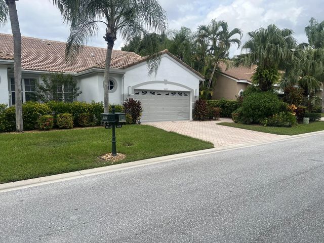 3 of 62 - 4638 Carlton Golf Drive, Lake Worth, FL