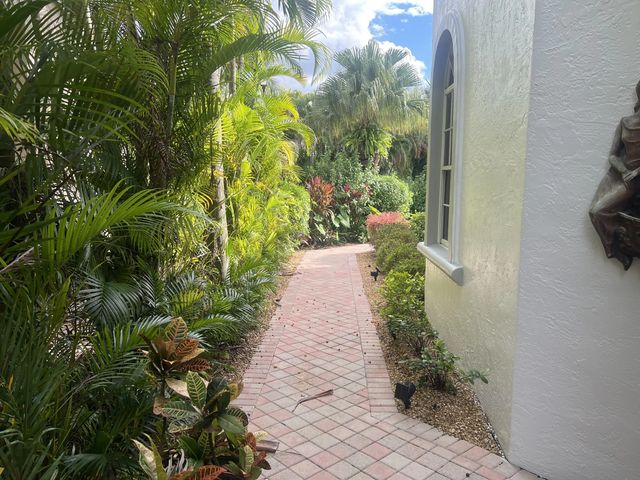 5 of 62 - 4638 Carlton Golf Drive, Lake Worth, FL