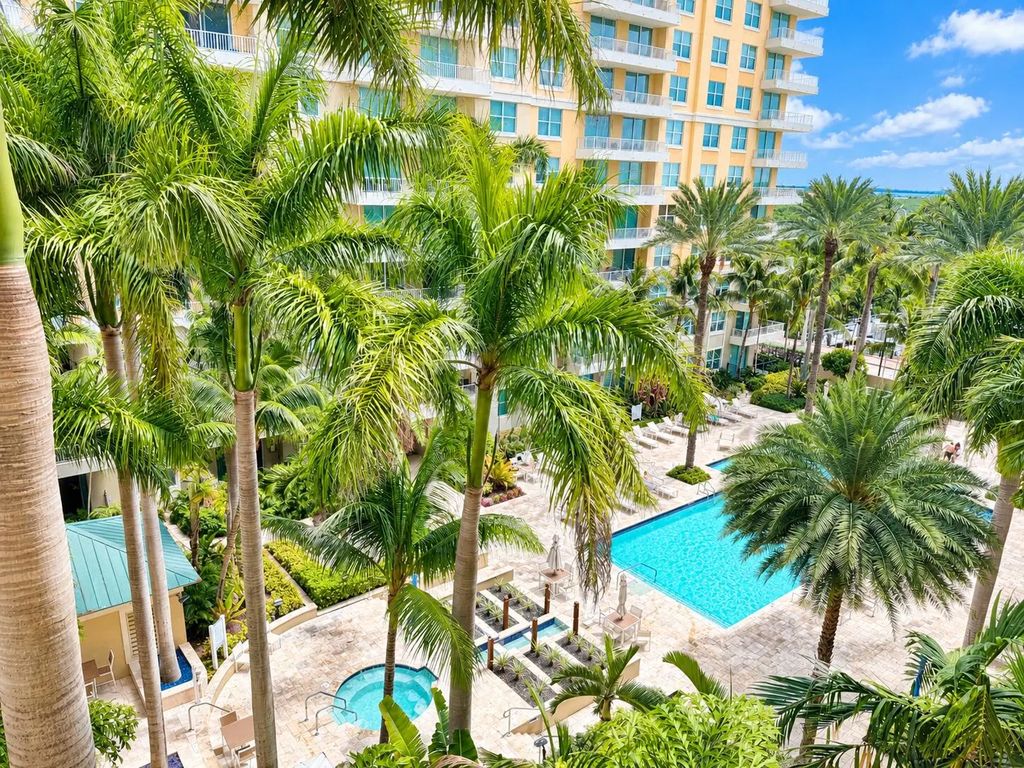 625 Casa Loma Boulevard #609, Boynton Beach
