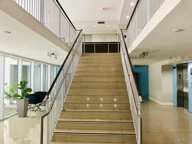 4 of 11 - 601 Ne 23rd Street #907, Miami, FL