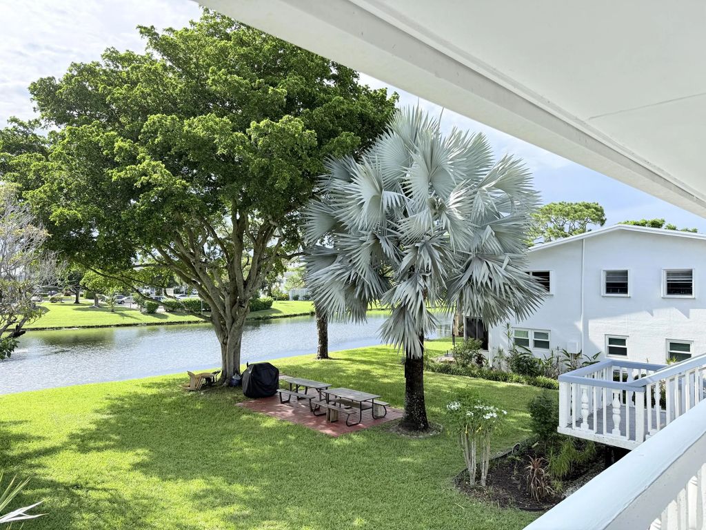 543 Durham S #543, Deerfield Beach