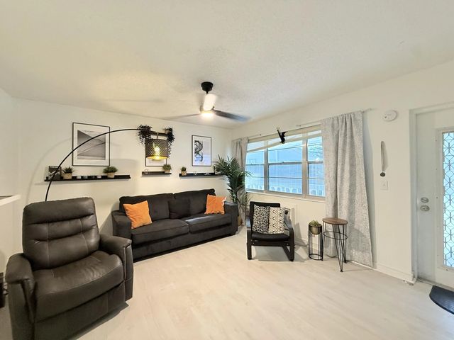 5 of 41 - 543 Durham S #543, Deerfield Beach, FL