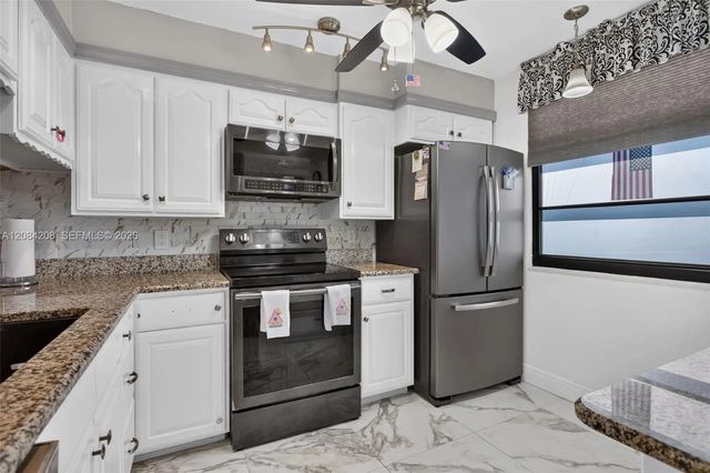 4 of 39 - 1502 Whitehall Drive #305, Davie, FL