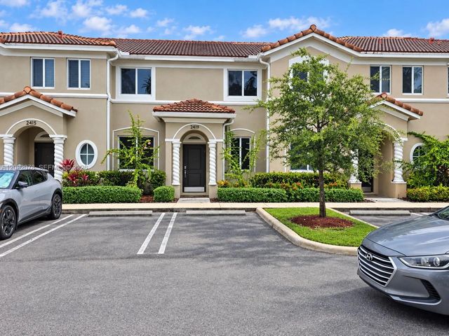 2 of 35 - 2419 Se 11th Street, Homestead, FL