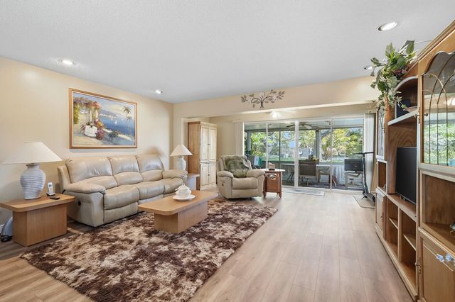 3 of 39 - 1840 Nw 13th Street #102, Delray Beach, FL