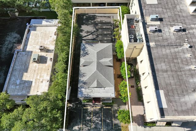 3 of 70 - 8 Se 8th Street, Fort Lauderdale, FL