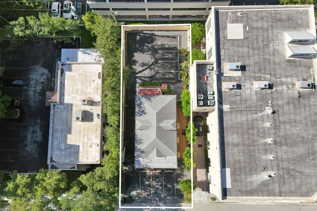 4 of 70 - 8 Se 8th Street, Fort Lauderdale, FL