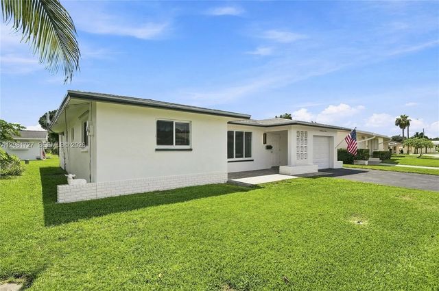 2 of 43 - 4716 Nw 48th Avenue, Tamarac, FL