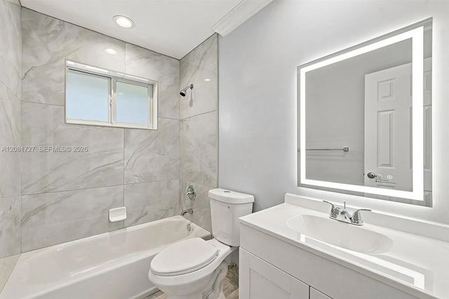 4 of 43 - 4716 Nw 48th Avenue, Tamarac, FL