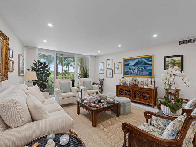 3 of 28 - 2295 S Ocean Boulevard #314, Palm Beach, FL