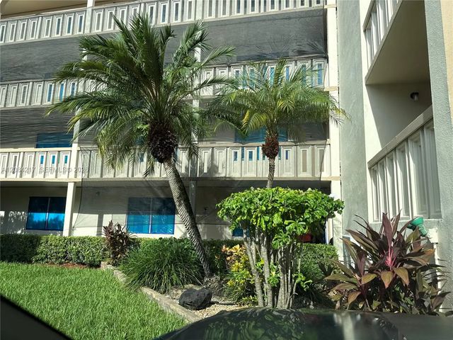 2 of 55 - 2402 Antigua Circle #g1, Coconut Creek, FL