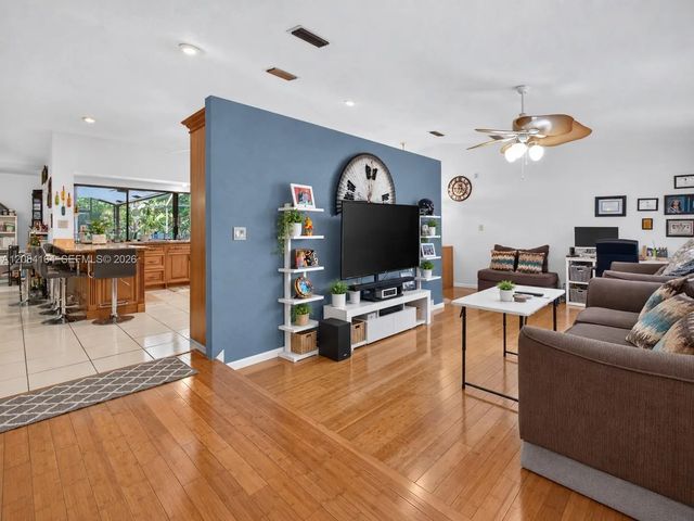 4 of 36 - 1539 Nw 110th Terrace, Coral Springs, FL