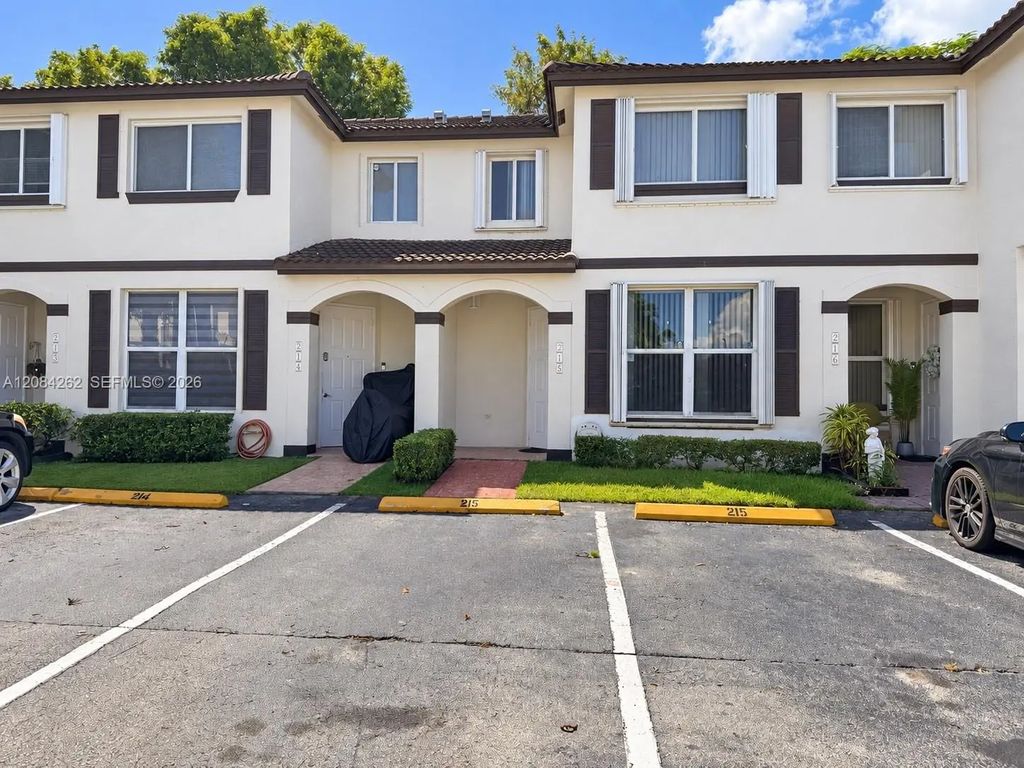 8745 Sw 152nd Avenue #215, Miami
