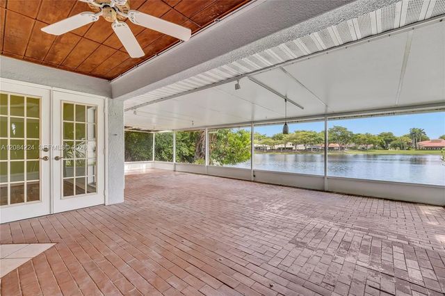 3 of 52 - 685 Se 25th Lane, Homestead, FL