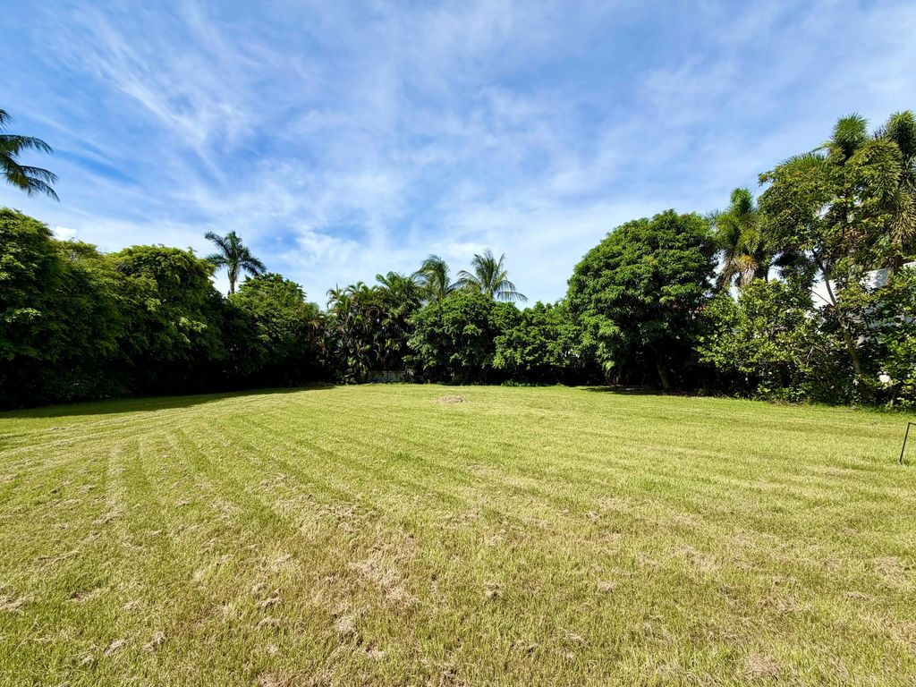 243 Seaspray Avenue, Palm Beach
