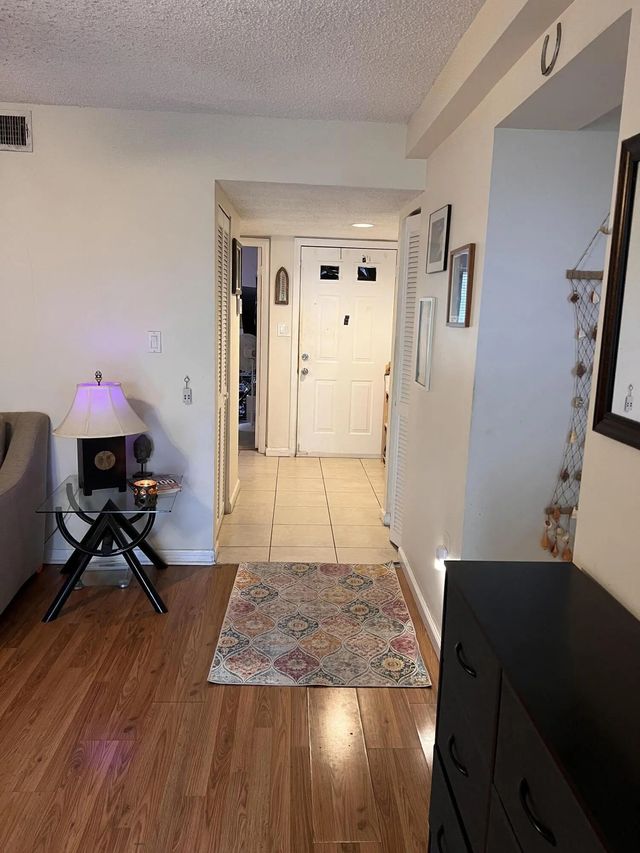 3 of 26 - 1103 Glenmoor Drive, West Palm Beach, FL
