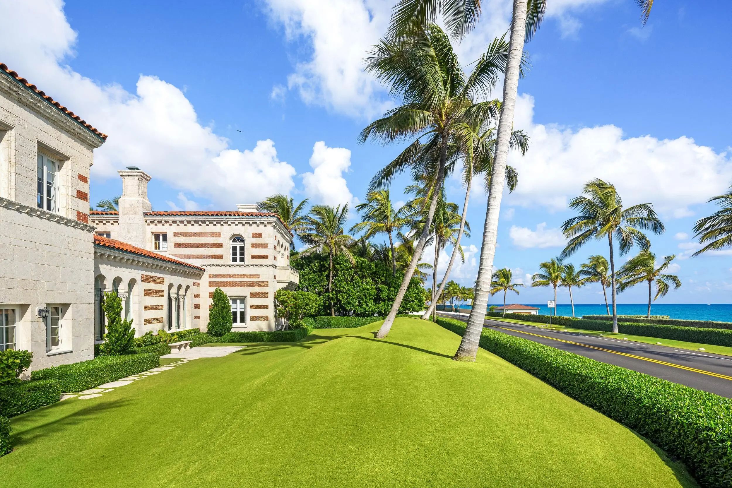 920 S Ocean Boulevard, Palm Beach, FL, 33480