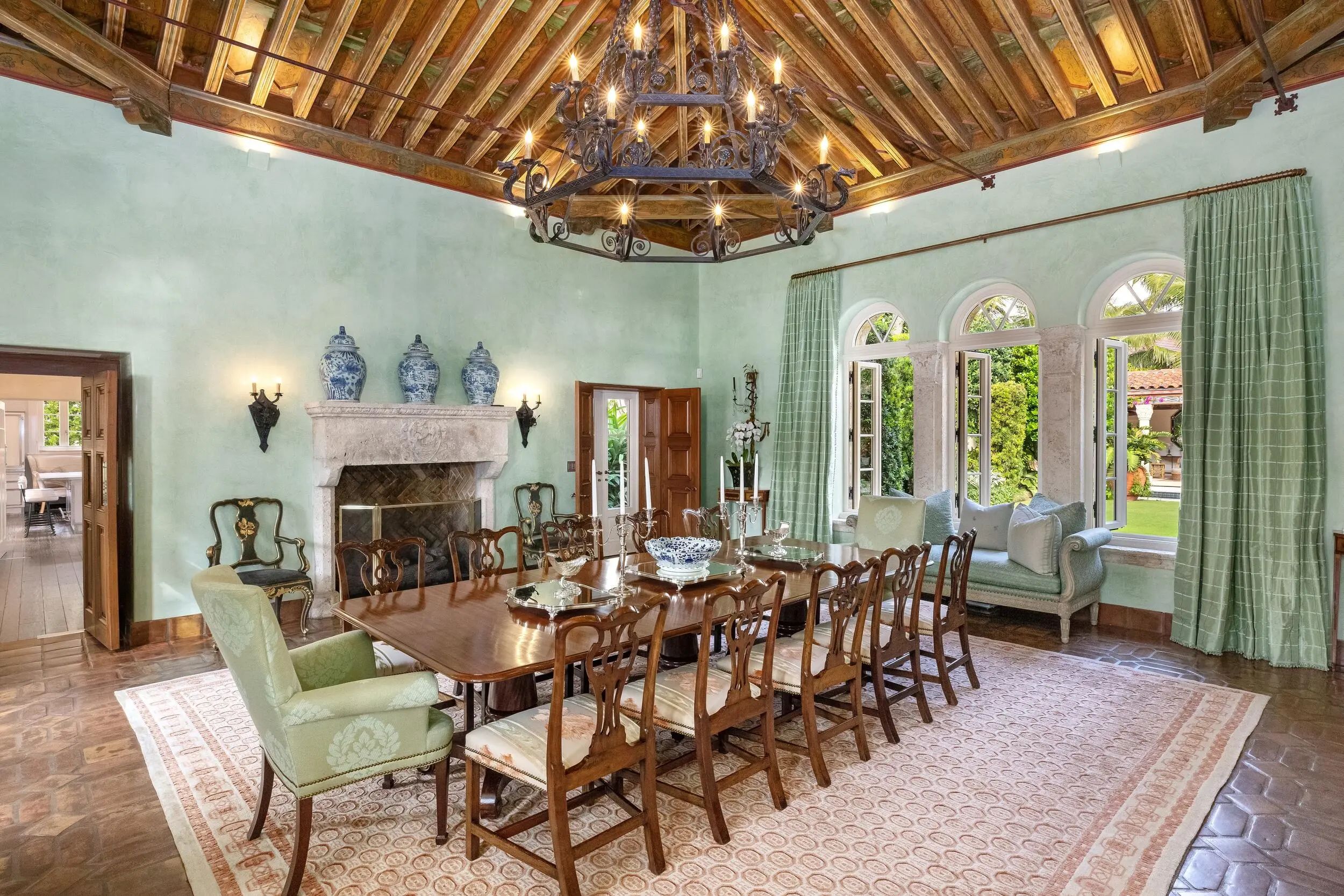 920 S Ocean Boulevard, Palm Beach, FL, 33480