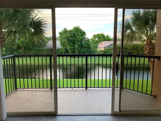9033 Wiles Road #205, Coral Springs