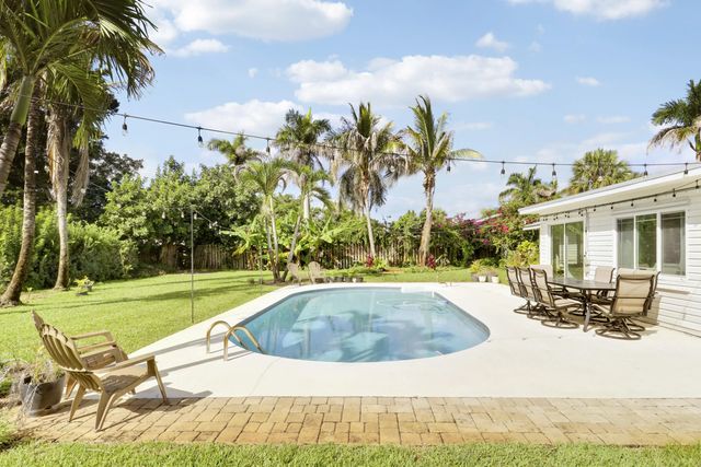 8016 Se Palm Street, Hobe Sound
