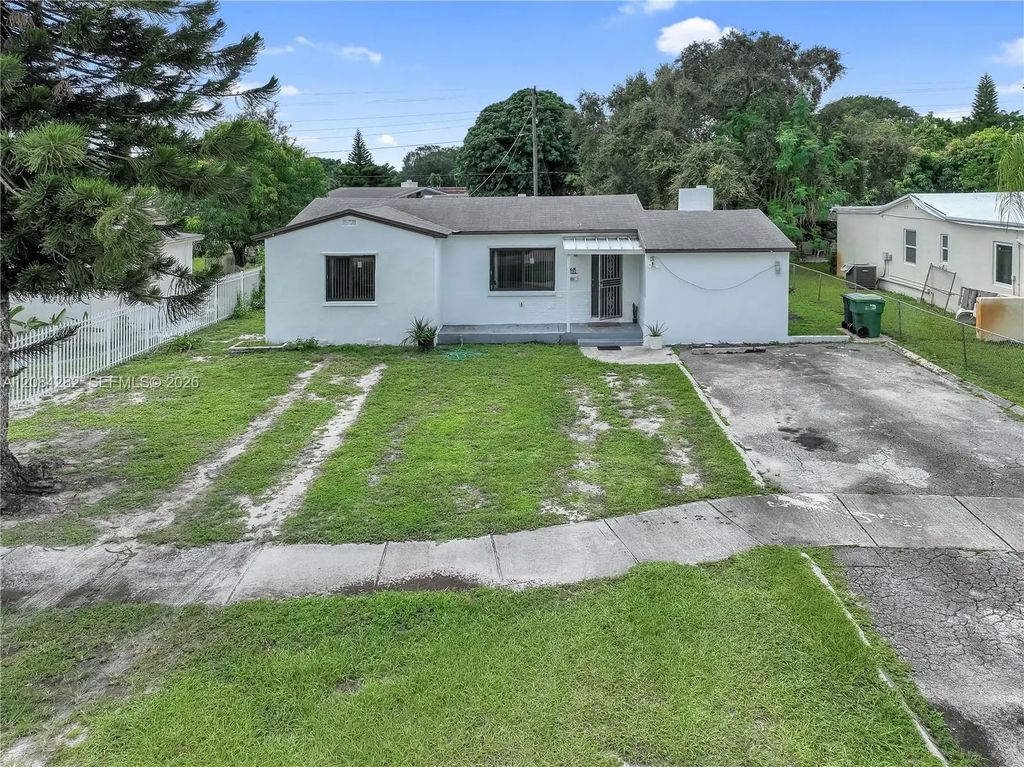 1146 Jann Avenue, Opa-Locka