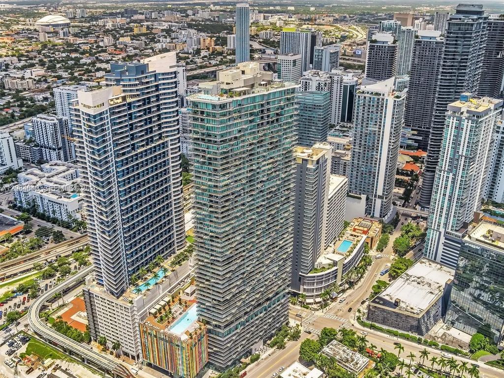 1300 S Miami Avenue #3503, Miami