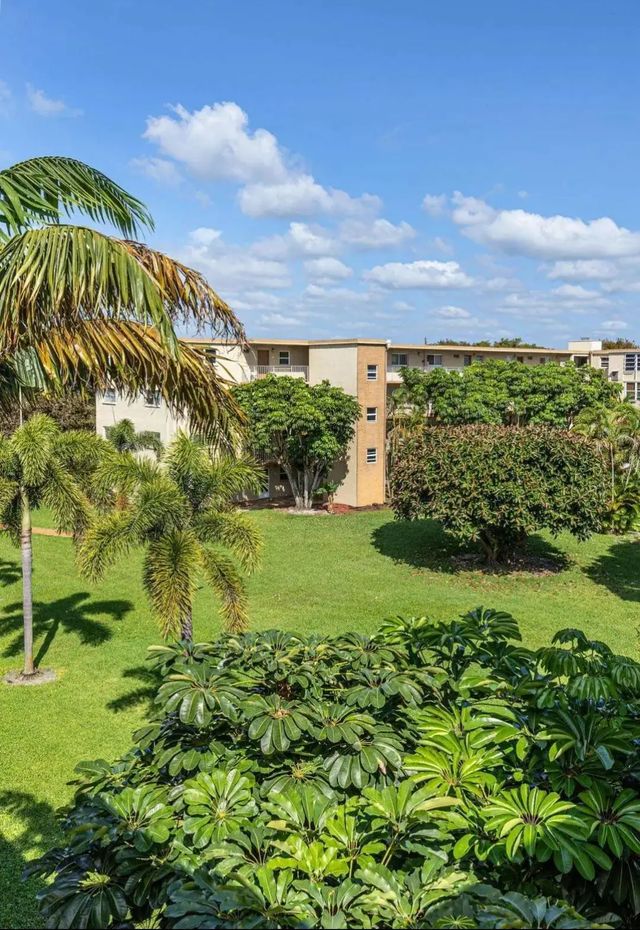 3 of 18 - 2615 Ne 3rd Court Ne #4030, Boynton Beach, FL