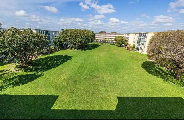4 of 18 - 2615 Ne 3rd Court Ne #4030, Boynton Beach, FL