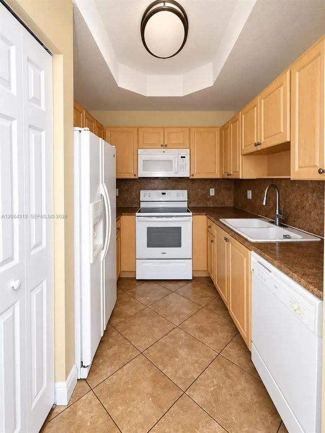 4 of 21 - 2303 Clipper Place #4506, Dania Beach, FL