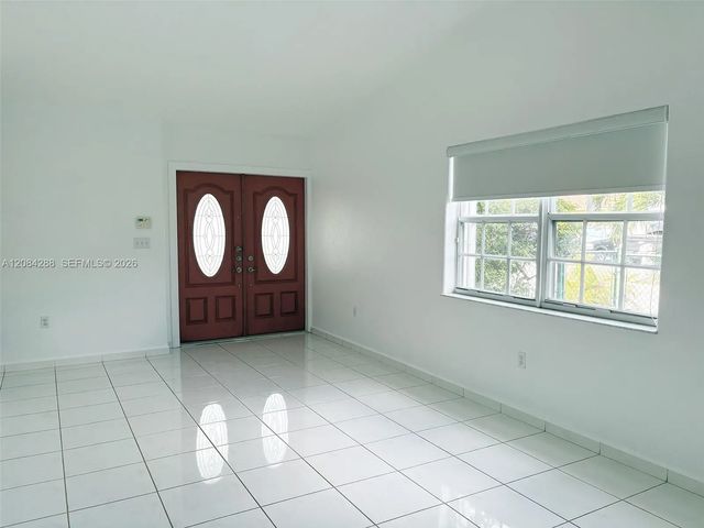 4 of 25 - 3397 W 72nd Place, Hialeah, FL