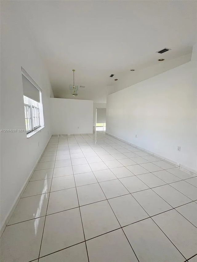 5 of 25 - 3397 W 72nd Place, Hialeah, FL