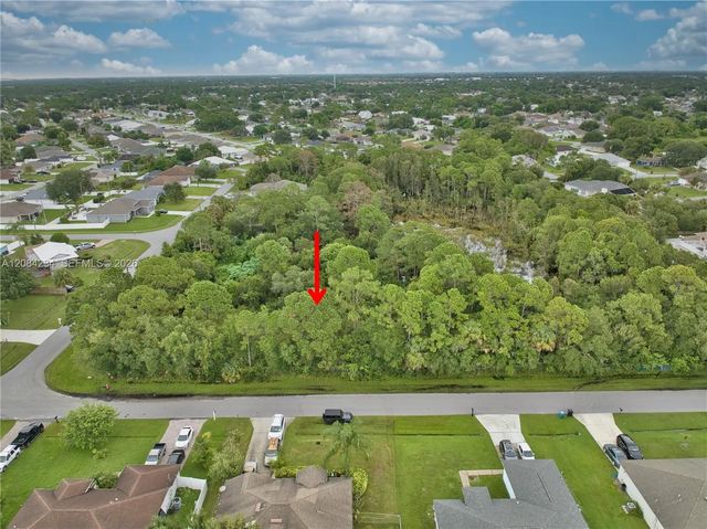 5 of 7 - 2099 Sw Brevity Terrace, Port St. Lucie, FL