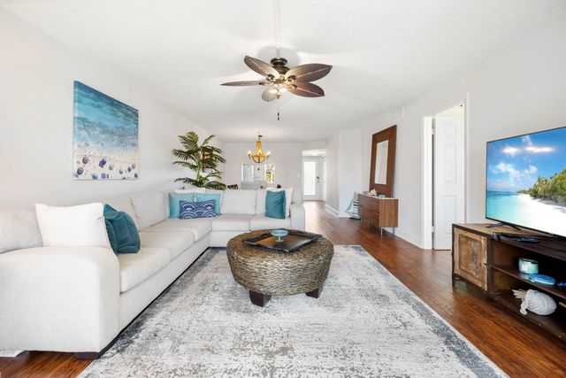 3 of 43 - 900 Dogwood Drive #339, Delray Beach, FL