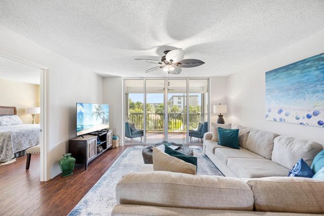 4 of 43 - 900 Dogwood Drive #339, Delray Beach, FL