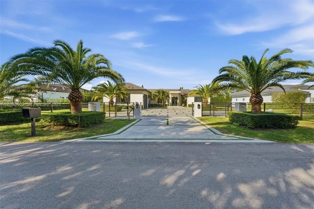 3 of 46 - 10005 Sw 66th Street, Miami, FL