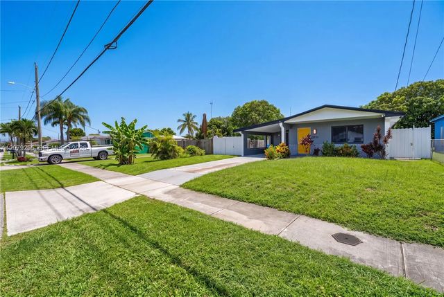 4 of 30 - 5724 Sw 18th Street, West Park, FL