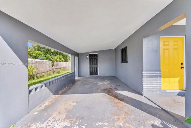 5 of 30 - 5724 Sw 18th Street, West Park, FL