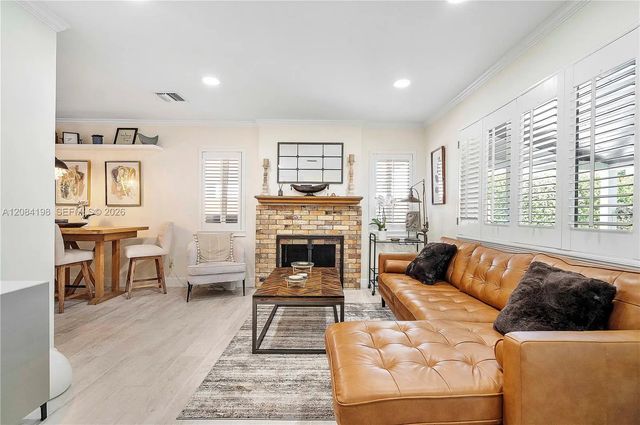5 of 39 - 705 Sw 8th Avenue, Fort Lauderdale, FL