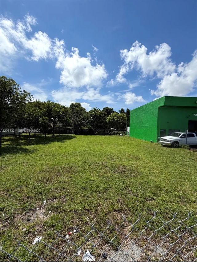 4 of 4 - 122 Nw 22nd Avenue, Miami, FL