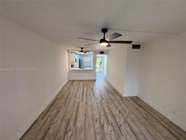 4 of 34 - 10304 Sunrise Lakes Boulevard #209, Sunrise, FL