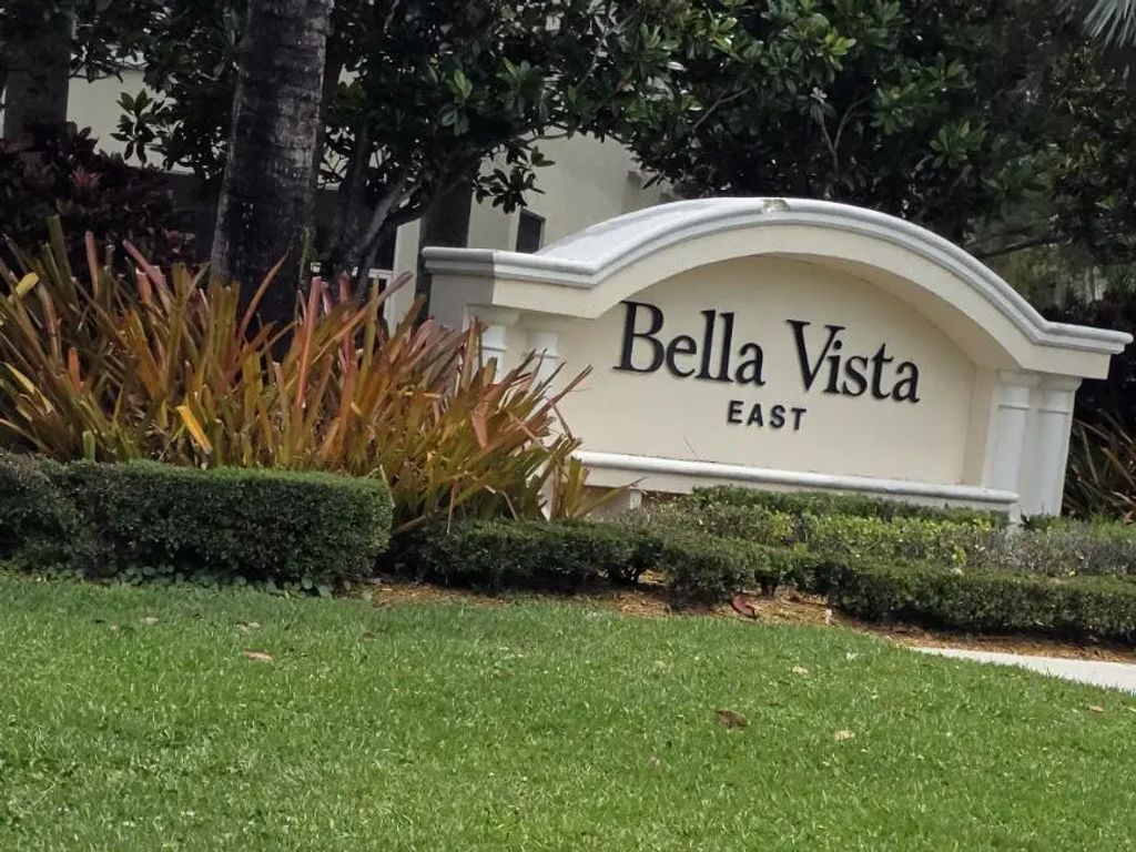 8055 Bellagio Lane, Boynton Beach