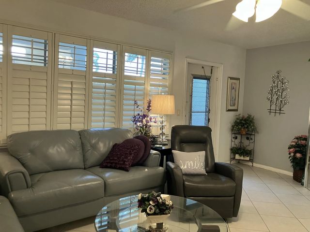 4 of 20 - 130 Southampton B, West Palm Beach, FL