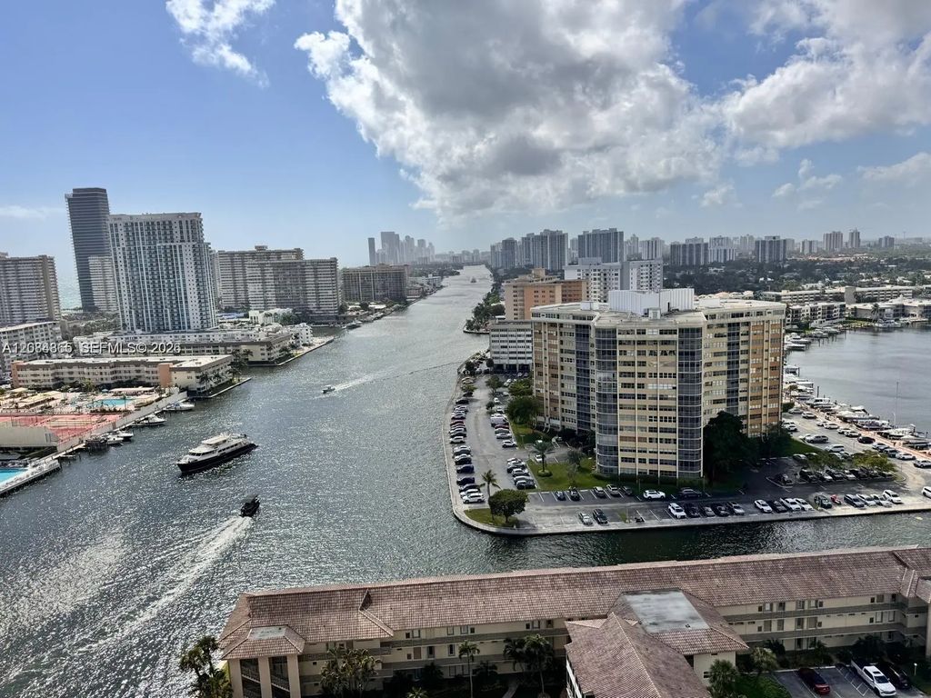 2602 E Hallandale Beach Boulevard #r2105, Hallandale Beach