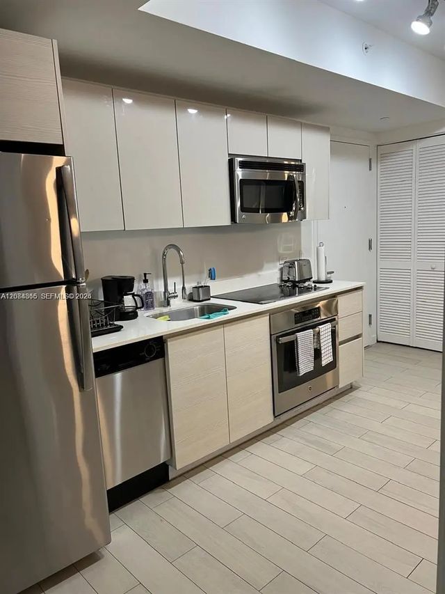 3 of 60 - 2602 E Hallandale Beach Boulevard #r2105, Hallandale Beach, FL